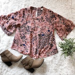 Urban romantics pinky floral top